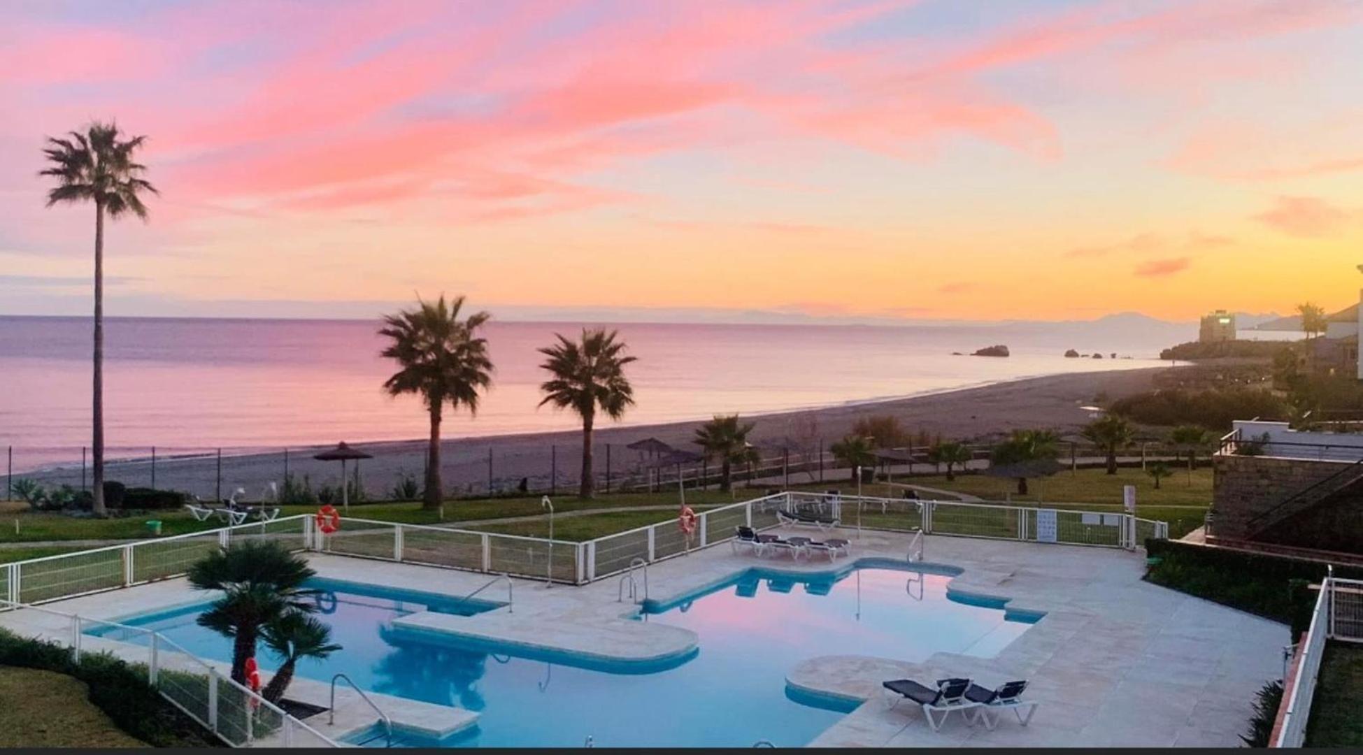 Premium Luxury-Casares Del Mar-Seaside Apartment Bahia de Casares Dış mekan fotoğraf